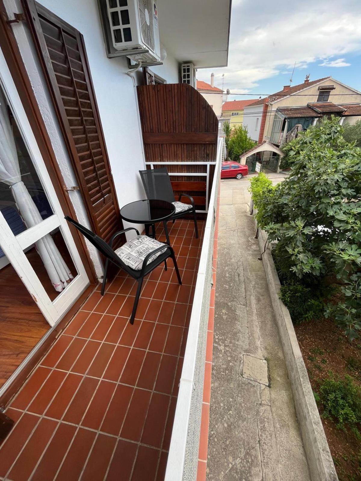 Apartmani Ana Juricev Vodice Bagian luar foto